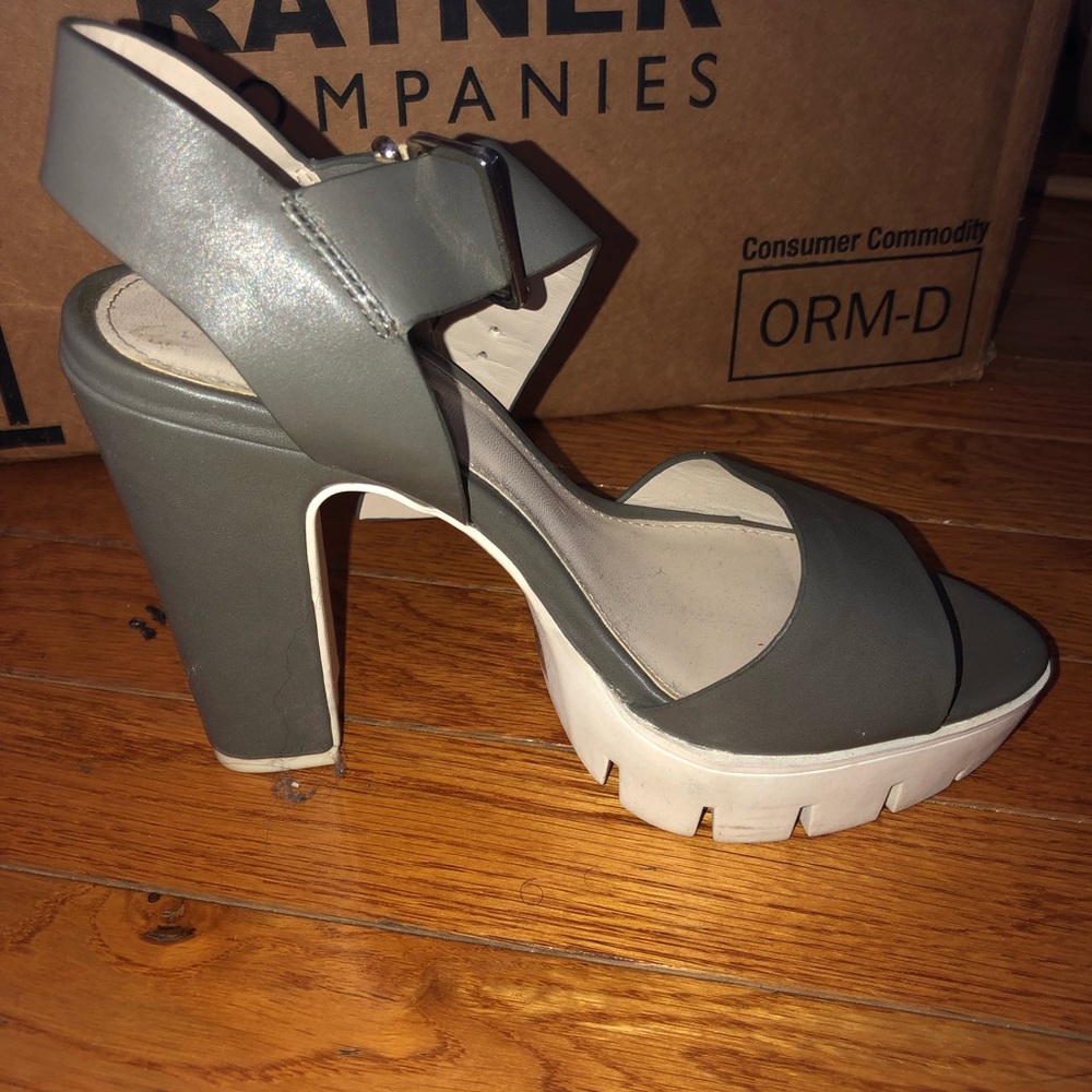 Platform heels
